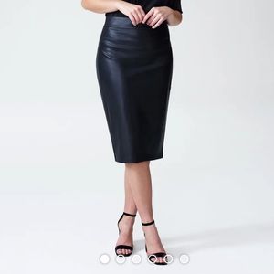 Vegan leather Skirt